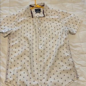 Short sleeve button down